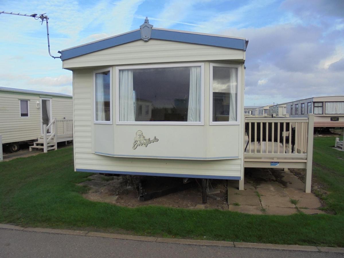 8 Berth On Coastfields Hotel Ingoldmells Exterior photo